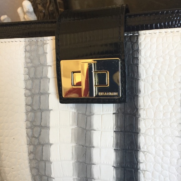 🚫SOLD🚫⚓️🛳GREY NEPTUNE “ALENA” BRAHMIN CROSSBODY - Picture 6 of 8